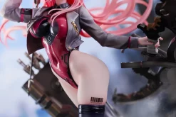 Colors:Red 1/7 Scale Figure