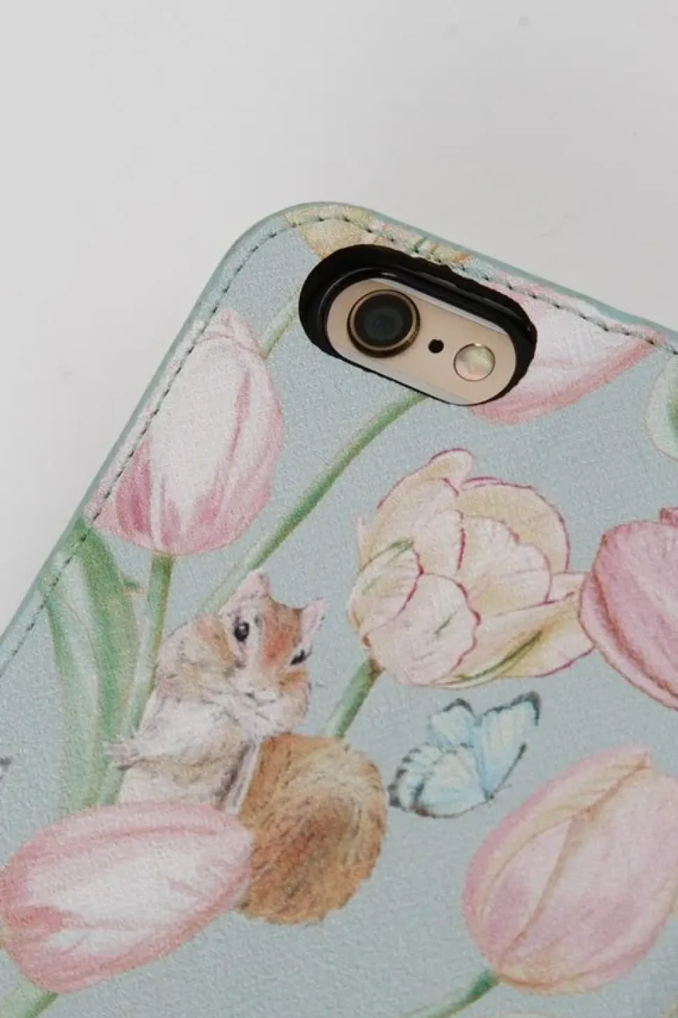 Honey Salon Vintage Tulip iPhone 6 Case