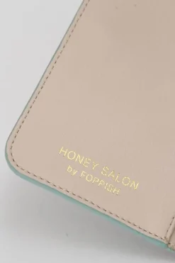 Honey Salon Vintage Tulip iPhone 6 Case