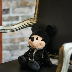 Kingdom Hearts King Mickey Plushie (Re-run)
