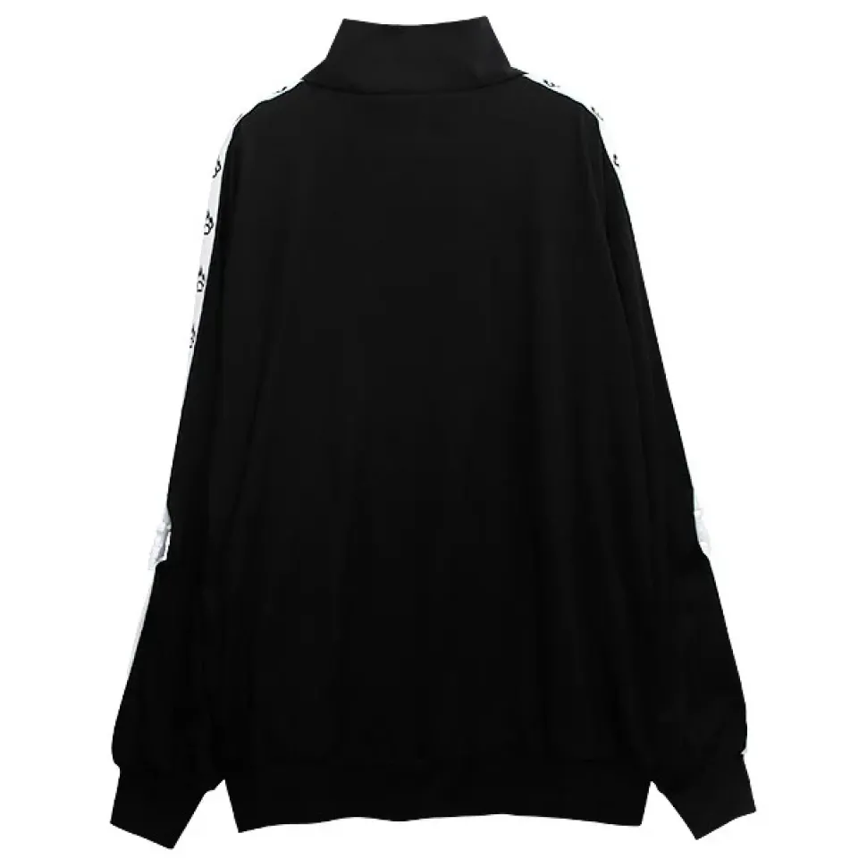 LISTEN FLAVOR Cat is Watching Half-Zip Pullover
