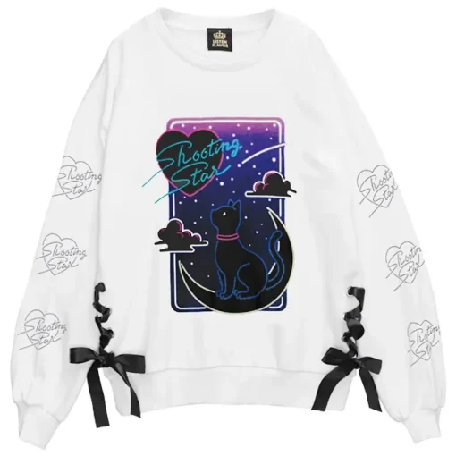LISTEN FLAVOR Moonlit Night Black Cat Lace-Up Pullover