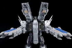 Macross: Do You Remember Love? SDF-1 Macross 1/3000 Scale Transformable Action Figure (Re-run)