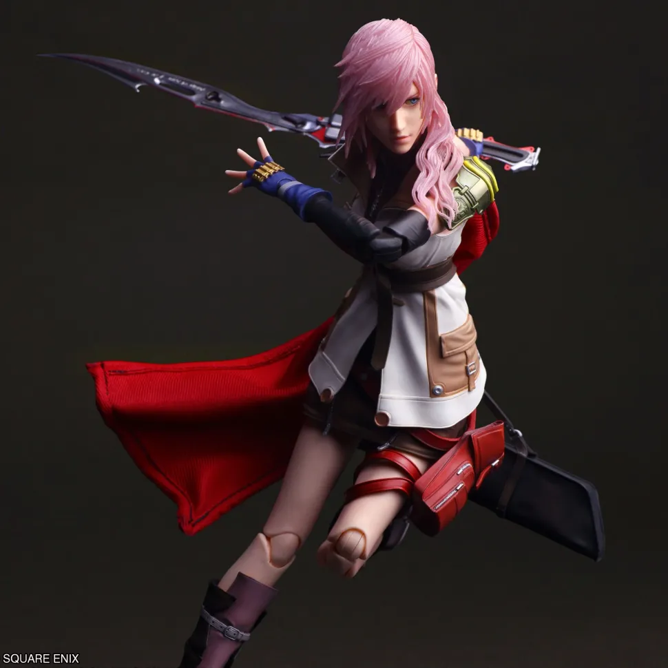 Play Arts Shin Final Fantasy XIII Lightning