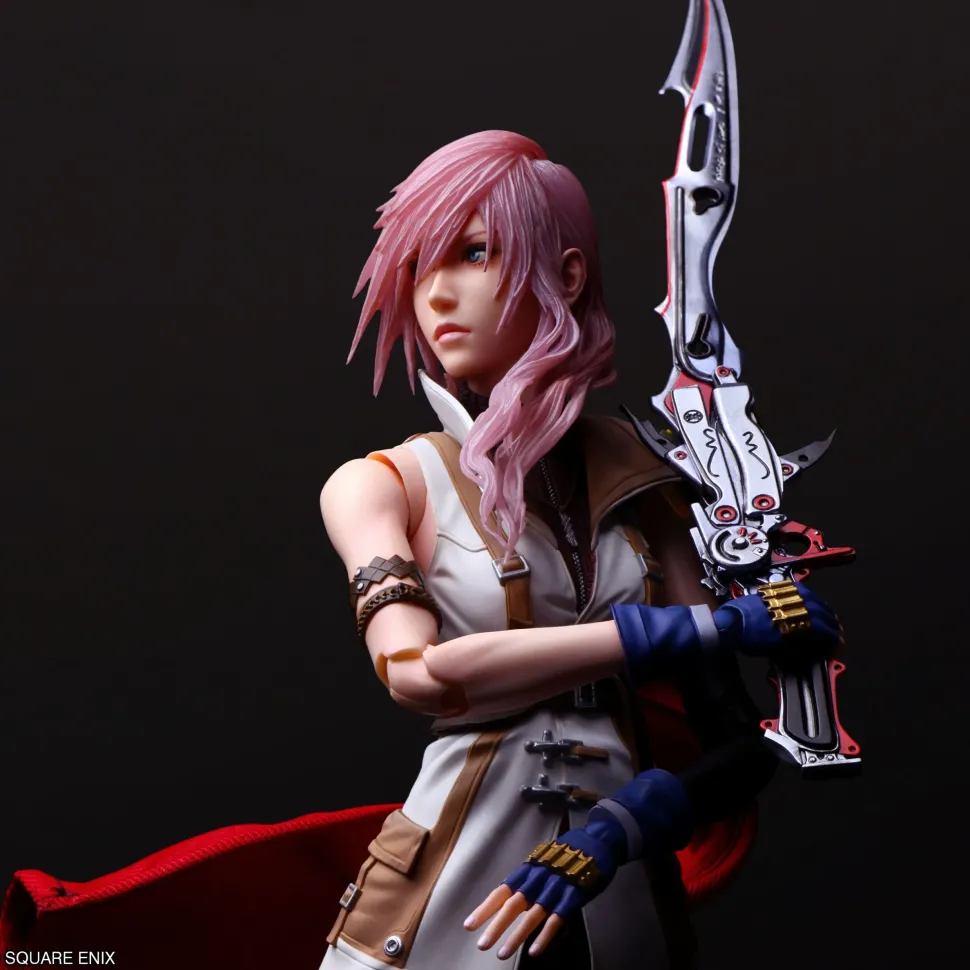 Play Arts Shin Final Fantasy XIII Lightning