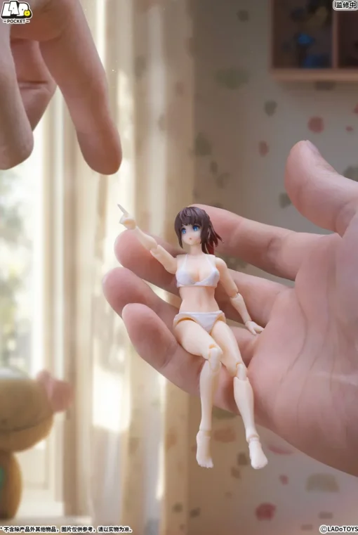 Pocket Girl PG-01 Swimsuit Girl Action Figure