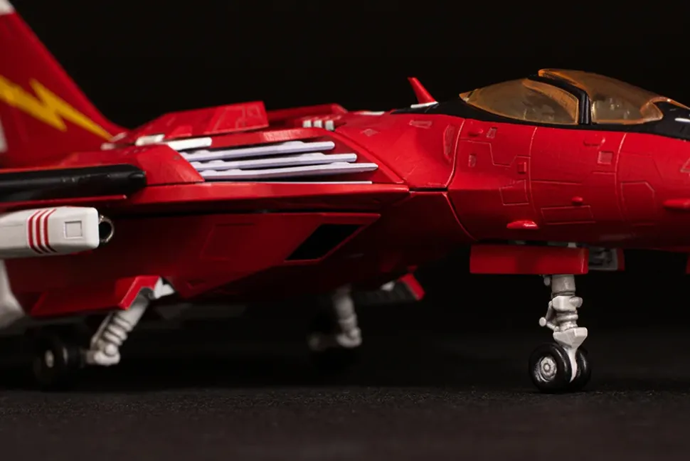 Raiden V Director's Cut FT-00004A Azuma 1/100 Scale Plastic Model Kit