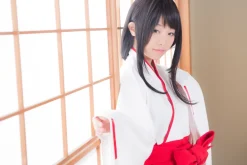 Relaxing Shrine Maiden Roomwear