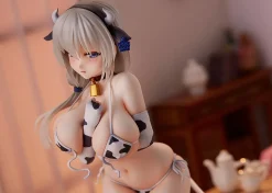 Uzaki-chan Wants to Hang Out! Tsuki Uzaki: Cow Bikini Ver. 1/7 Scale Figure (Re-run)