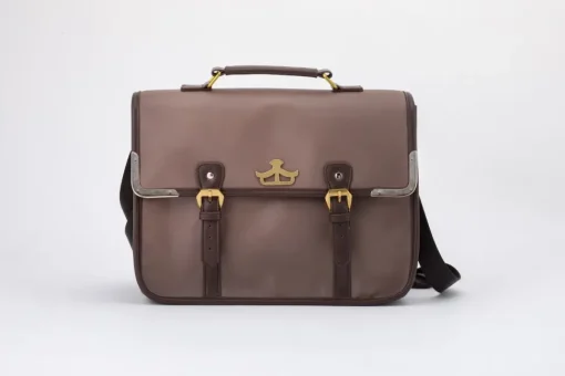 Wandering Witch: The Journey of Elaina Elaina’s Bag