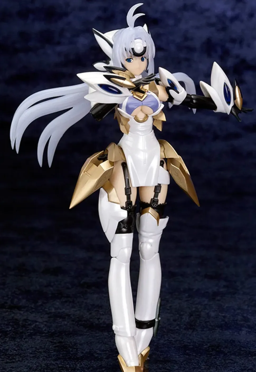 Xenosaga Episode III KOS-MOS Ver. 4 Extra Coating Edition 1/12 Scale Plastic Model Kit (Re-run)
