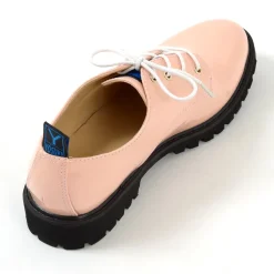 YOSUKE USA 4-Hole Shoes