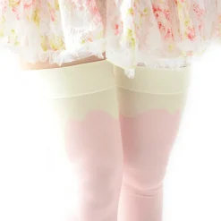 Zettairyoiki Strawberry Milk Thigh-High Tights